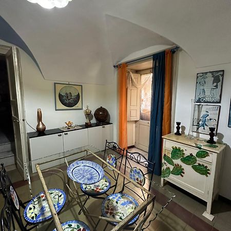 Appartamento Oldtown Centro Storico Catania Luaran gambar