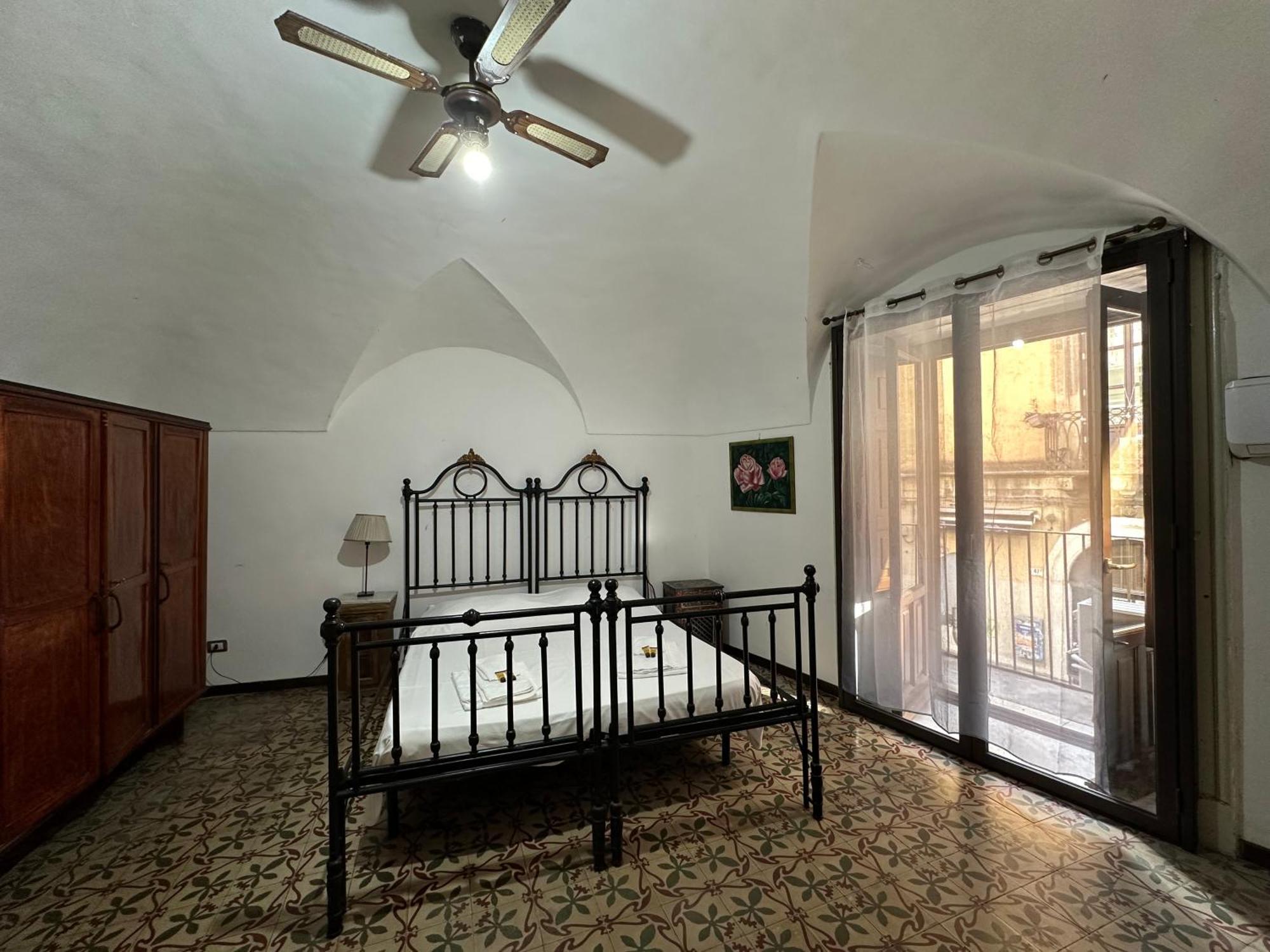 Appartamento Oldtown Centro Storico Catania Luaran gambar